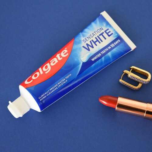 Colgate<sup>®</sup> Sensation White